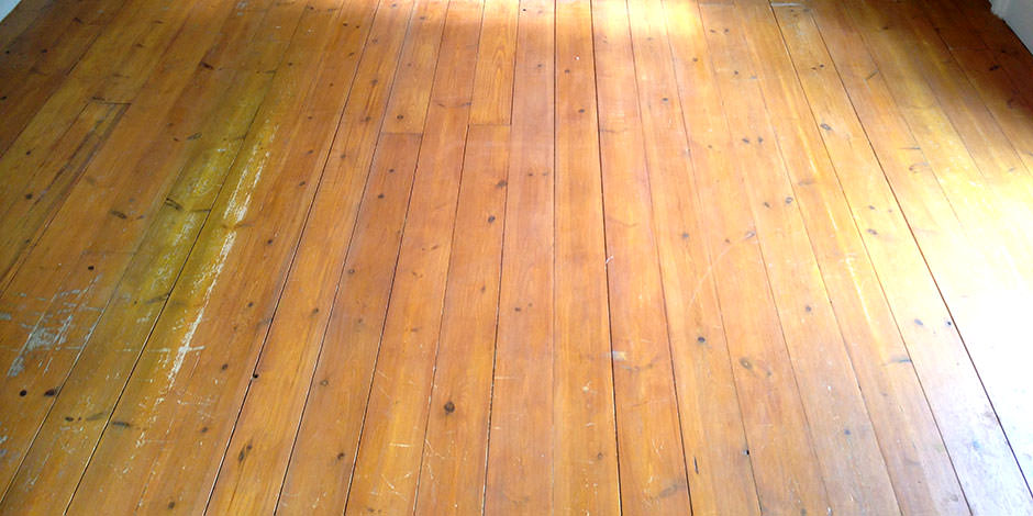 Before-LOUNGE OILED PITCH PINE IN BARNET