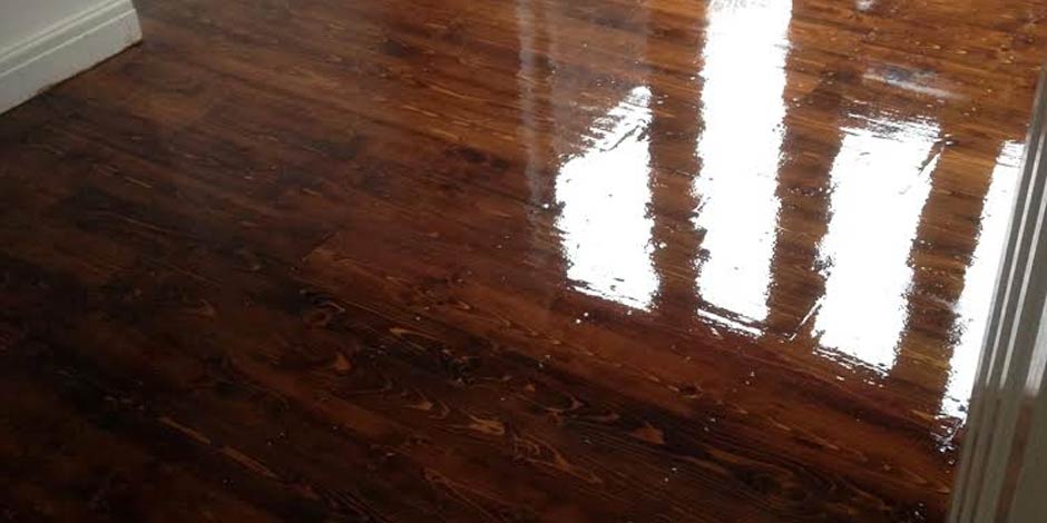 After-KITCHEN/DINING STAINED PINE FLOOR IN BARNET